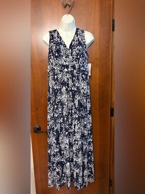 New Charter Club Navy and White Coral print maxi dress - PM